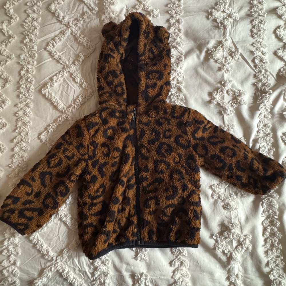 Old Navy 18-24 M Leopard Print Fuzzy Hooded Jacket
